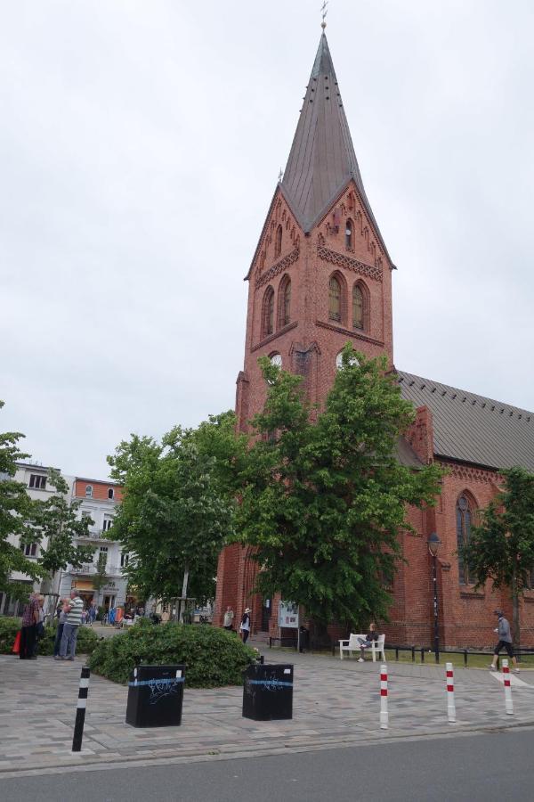 Goldene Feder Lägenhet Rostock Exteriör bild