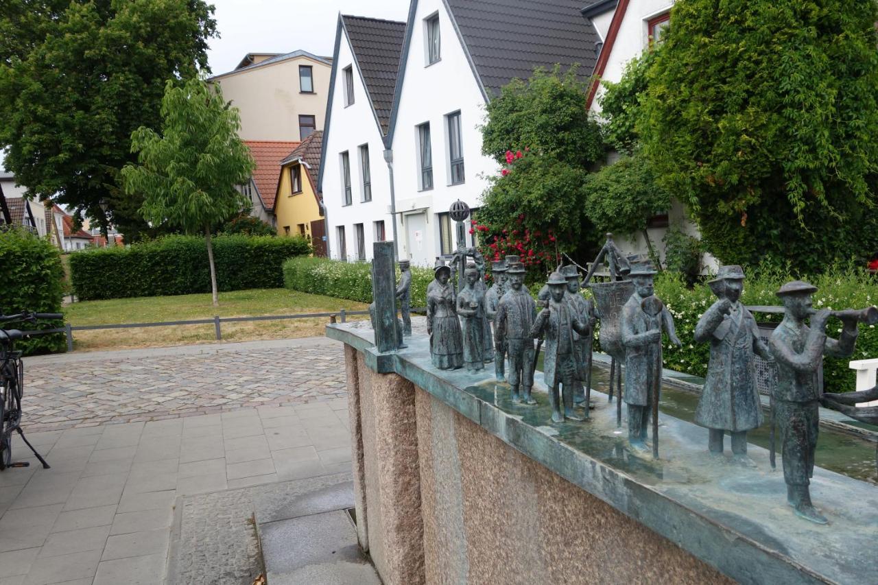 Goldene Feder Lägenhet Rostock Exteriör bild